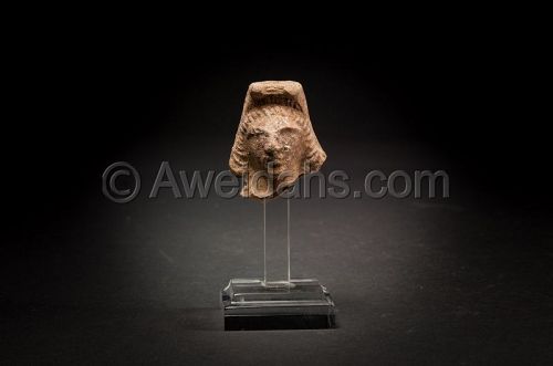 LATE ROMAN TERRACOTTA ASTARTE HEAD, 300 - 400 AD