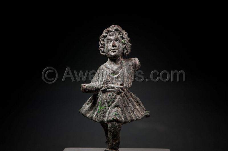 ANCIENT ROMAN BRONZE FIGURE OF A DANCER, 100 - 300 AD