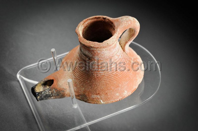 Ancient Byzantine - Early Islamic pottery oil lamp, 7th Cent. AD