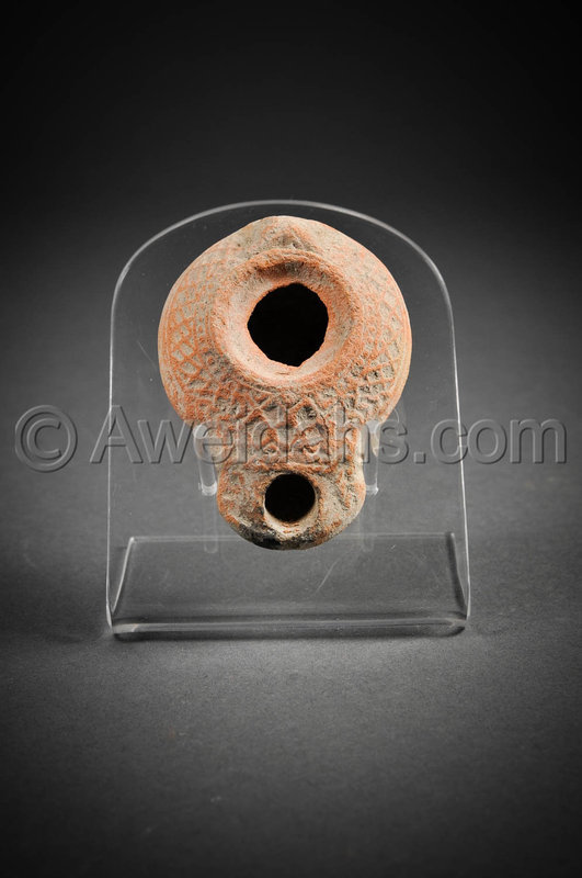 Roman Samaritan decorated terracotta oil lamp, 200 - 300 AD