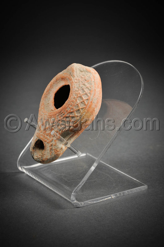 Roman Samaritan decorated terracotta oil lamp, 200 - 300 AD