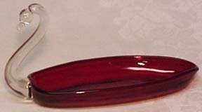 New Martinsville Red Oblong Swan 8&quot;