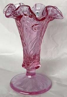 Fenton Dusty Pink Daffodil Vase
