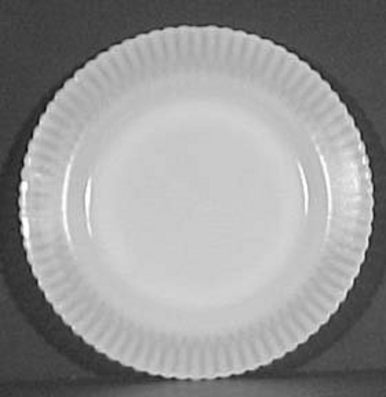 Macbeth-Evans Petalware 9&quot; Dinner Plate Monax