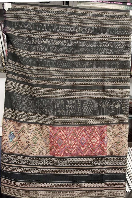 Li Woman’s skirt