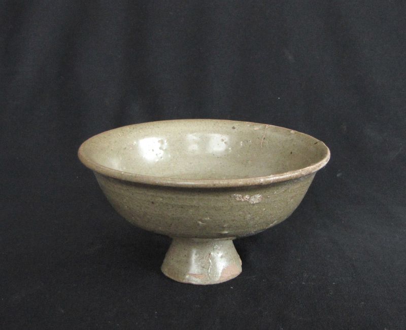 Ming or Yuan Celadon Stem Cup