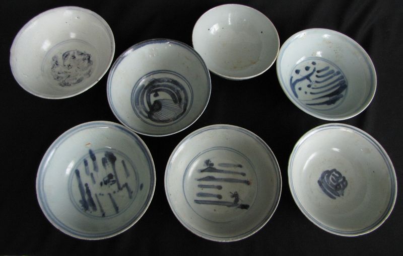 Ming Bowls 7 Pieces