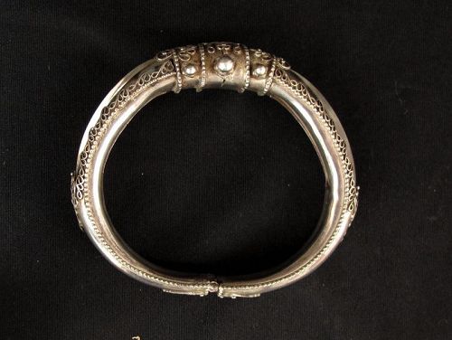 Sri Lanka Silver and Crystal Bangle: Free Shipping