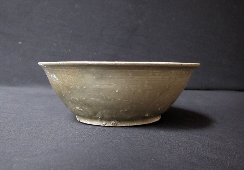 Yue Ware Celadon Five Dynasties Bowl: Free Shipping