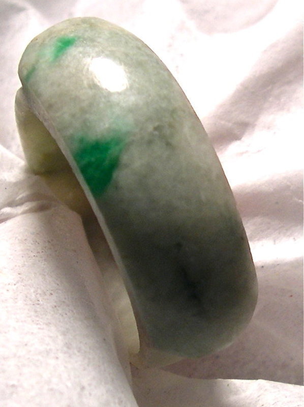 Antique One Piece Asian Chinese Carved Green Jade Saddle Ring