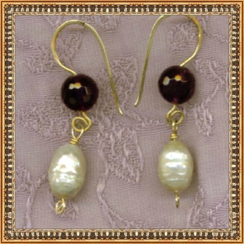 Singed Mimi Dee 14K Gold Earrings Amethyst Ivory Pearls Drop