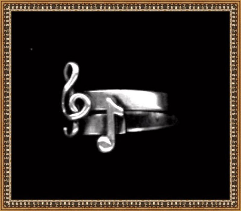 Leonore Doskow Ring Musical Note Sterling