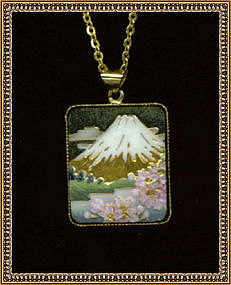 Ceramic Enamel Necklace Marked Toshikane Japan