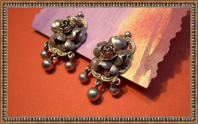 Vintage Peruzzi 800 Florence Italy Silver Ear Clips