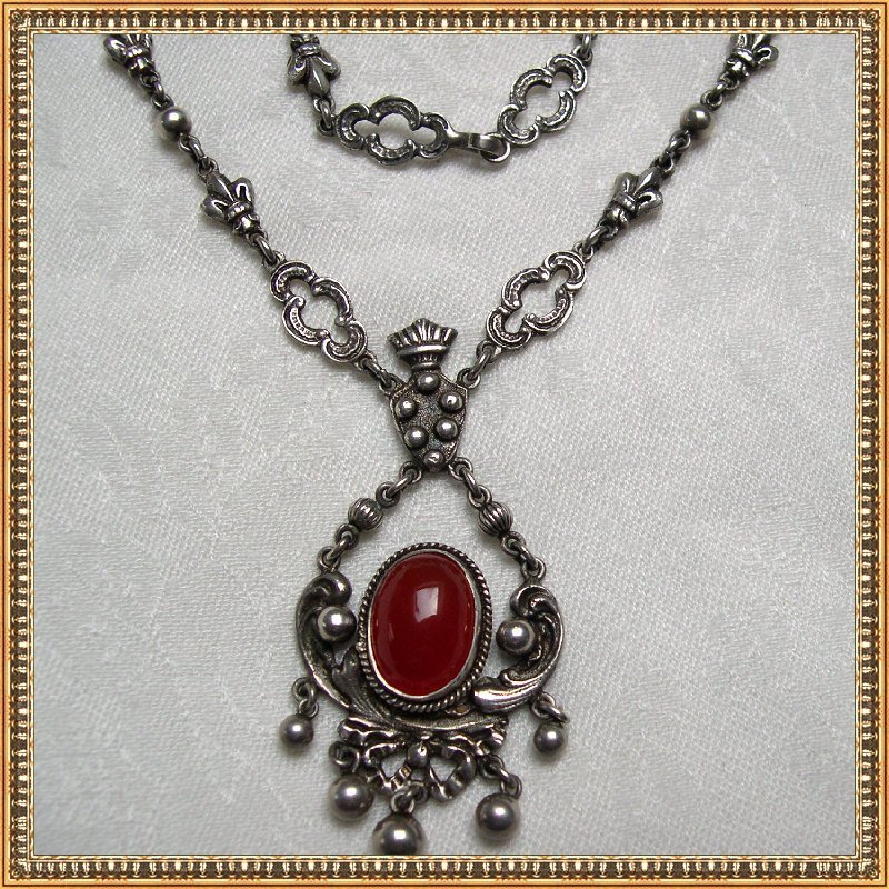 Vintage Peruzzi Necklace Sterling Silver Carnelian