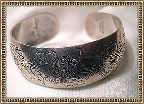 Vintage S Kirk & Son Sterling Cuff Chrysanthemum 15-11