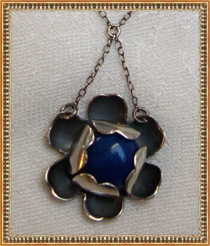 Mystery Mark Reward Vintage Signed Arts Crafts Silver Necklace Set