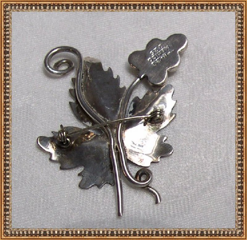 Sterling Silver Mexican Mexico Leaf Grape Pin Brooch