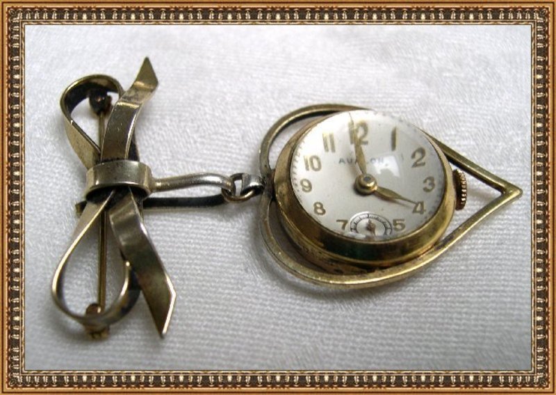 Vintage Sterling Gold Wash Bow Watch Pin Still Ticking