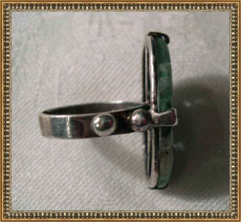 Vintage Unmarked Silver Arts Crafts Art Deco Carved Jade Ring