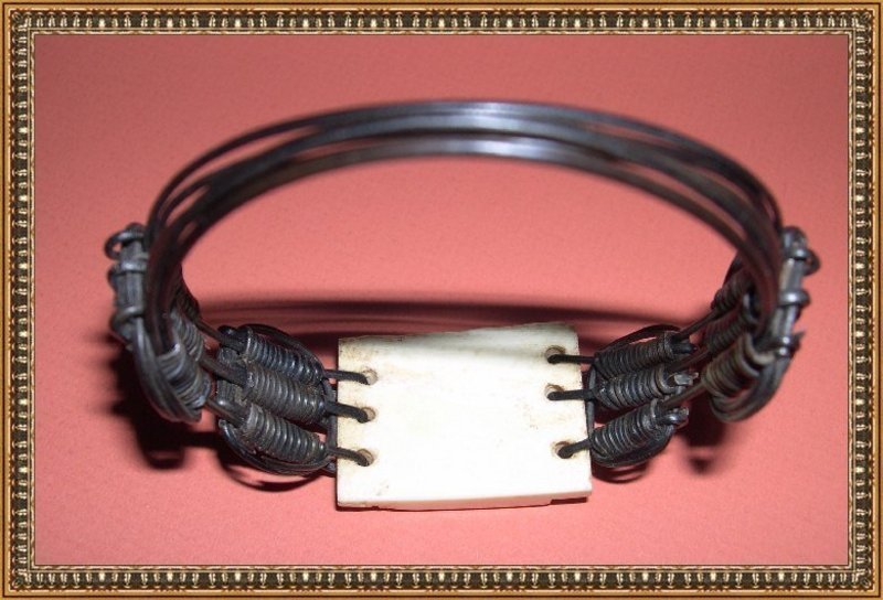 Vintage Adjustable Woven Elephant Hair Ivory Bracelet