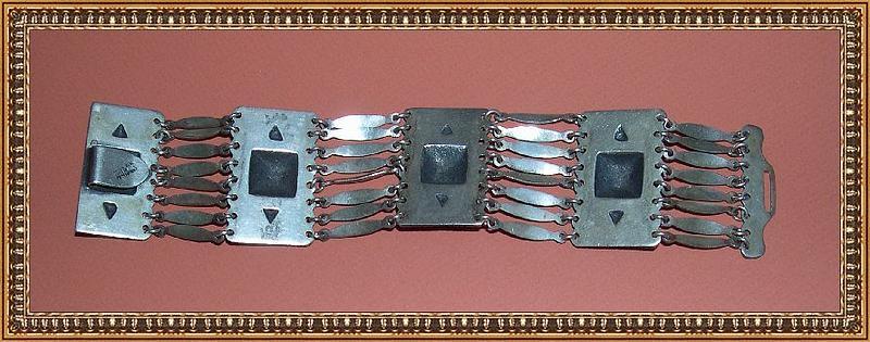 Vintage Mexican Sterling Silver Bracelet Puffy Link