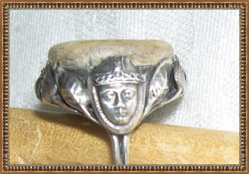 Vintage Arts Crafts Deco Silver Face Leaf Ring Mummy Clay Bead