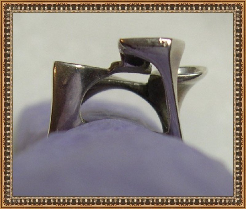 Vintage Signed Modernist Sterling Ring Sculptural Pods