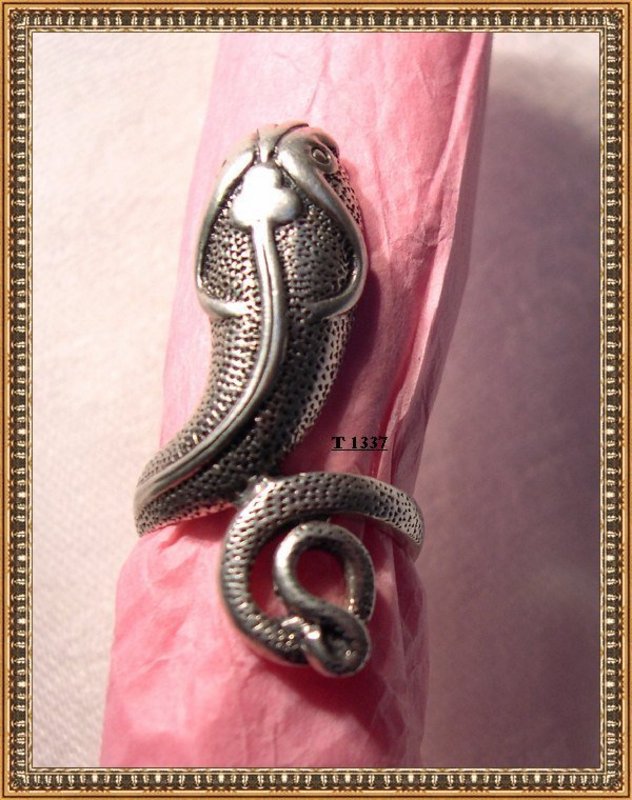 Vintage Sterling Silver Snake Ring Cobra Figural Mark