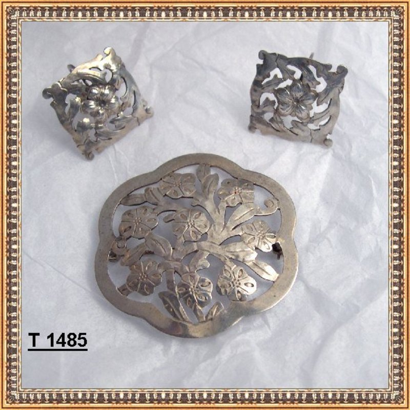 Vintage Stavre Gregor Panis Sterling Silver Pin Earring