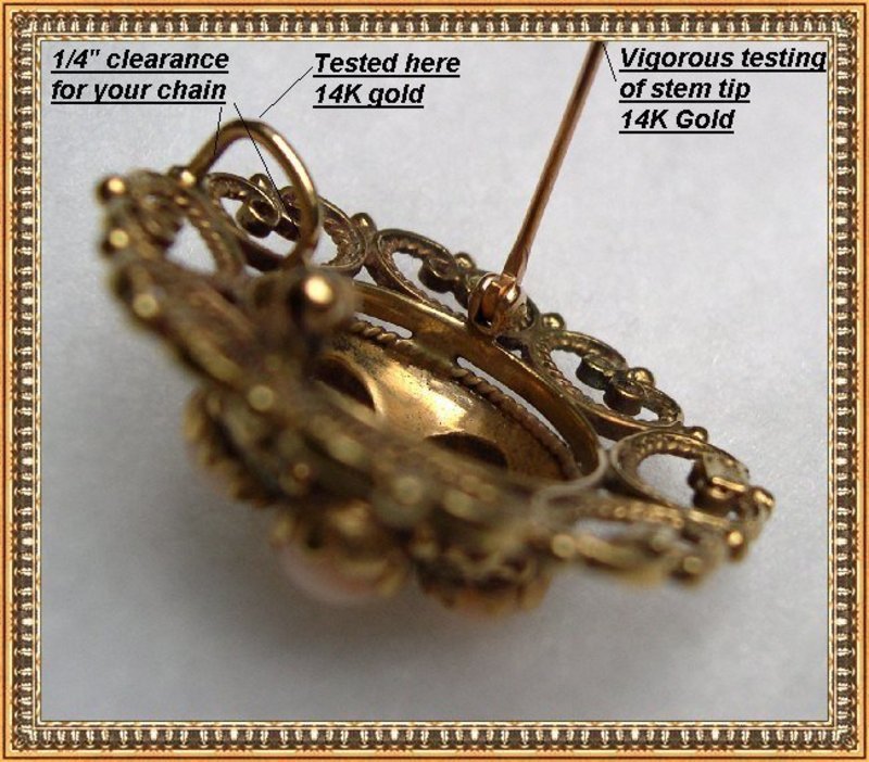 Vintage 14K Gold Angel Skin Coral Round Pendant Pin Brooch