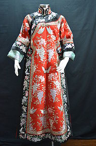 Antique Chinese embroidered silk robe - Manchu Changfu