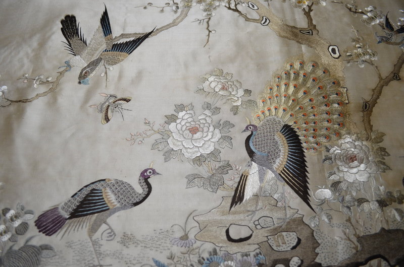 Antique Chinese Suzhou embroidered silk tapestry