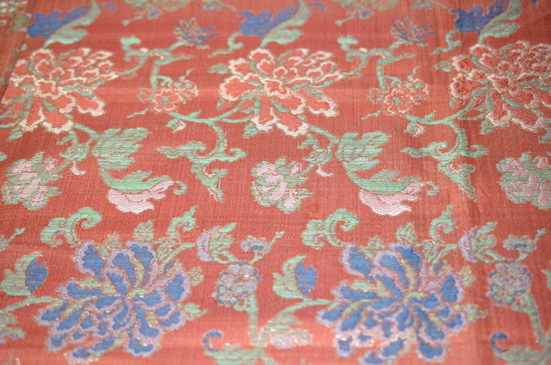Antique chinese red silk tapestry - Peony&amp;vine broacade