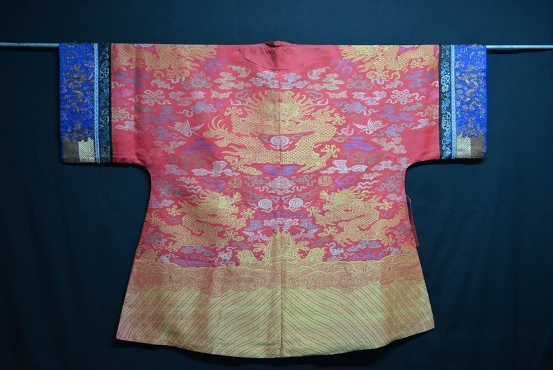 Antique Chinese dragon silk robe w/ embroidered sleeves