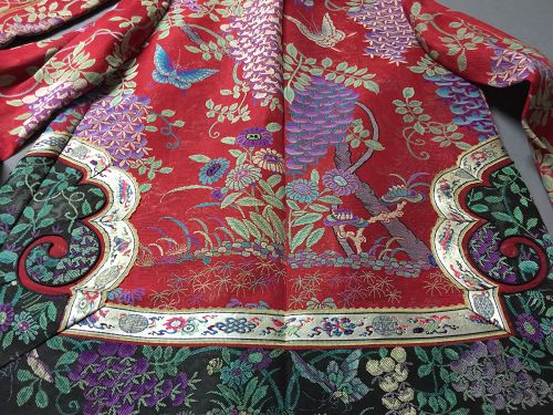 Antique Chinese embroidered silk robe - Changfu, Brick stitch