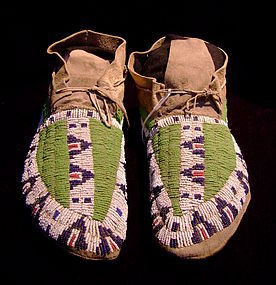 Sioux Beaded Hide Moccasins