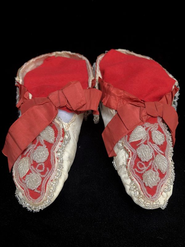 A Pair of Early North Eastern Woodland Moccasins