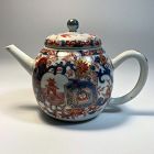 Antique Chinese Kangxi Yongzheng Porcelain Teapot, Qing Dynasty