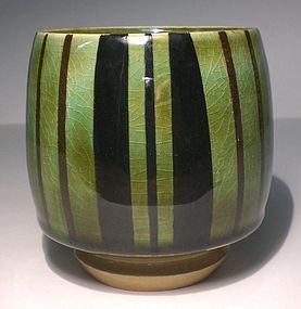 Medieval Green Yunomi With Black and Red Iron Design
