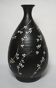 RARE KONDO YUTAKA BLACK & WHITE INLAY VASE #2