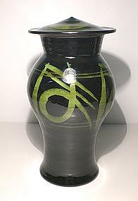 Rozome Hiragana  Decorated Cap Jar