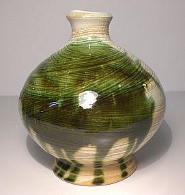 Hakeme "Kwatz" Splash Vase
