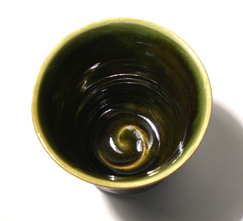 Medieval Green &amp; Temmoku Hakeme Yunomi