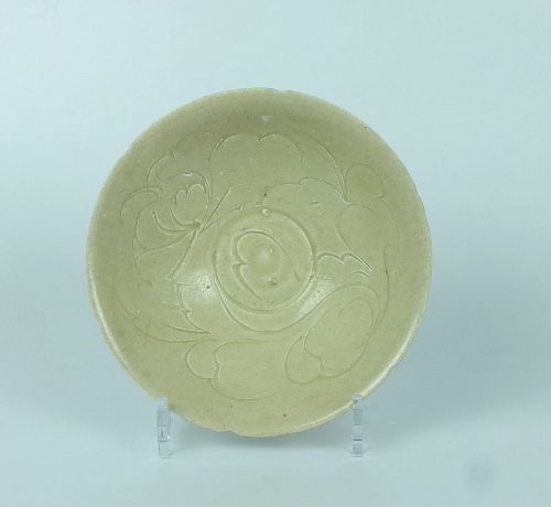 A Chinese Qingbai incised bowl, Song dynasty