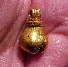 18K Gold Bell from Colombia C400-1000AD
