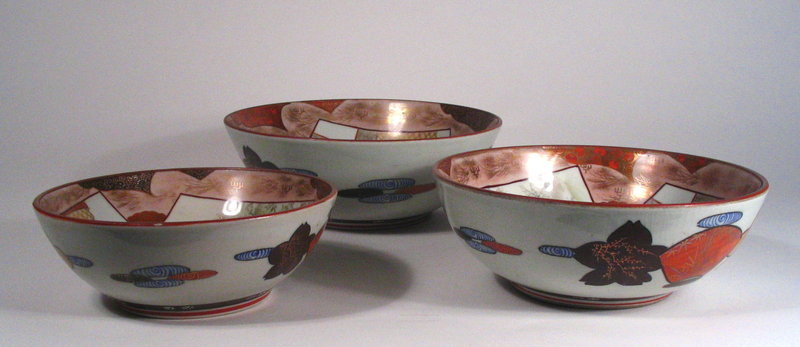 Set of Three Nesting Kutani Porcelain Bowls