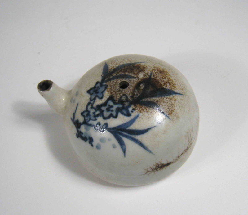 Blue &amp; White Chinese Scholar’s Water Dripper, Qing