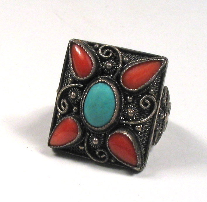 Complete Ensemble of Chinese Silver, Coral and Turquoise Jewelry