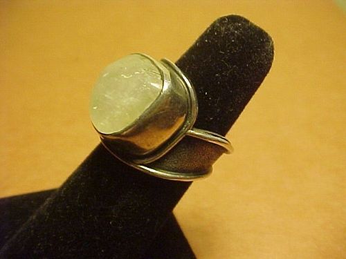 MODERNIST H. FRED SKAGGS STERLING WHITE LABRADORITE RING